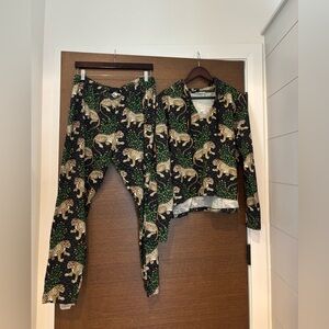 Printfresh sweatsuit/ lounge wear in Bagheera print